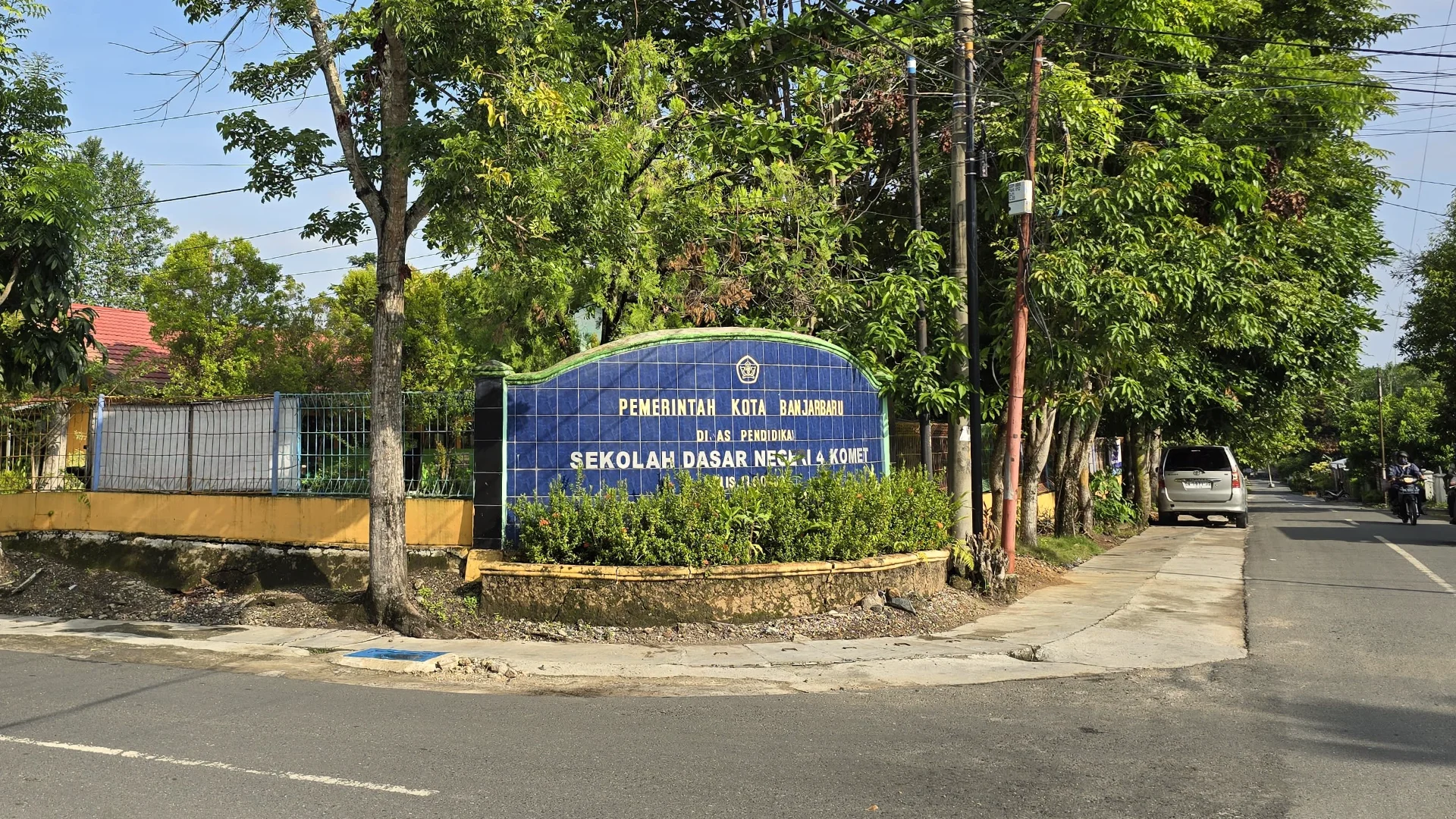 Tampak Depan Sdn 4 Komet Banjarbaru
